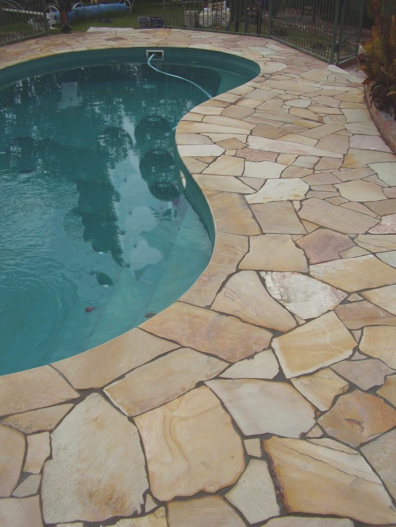 Sandstone Crazy Paving curved Pool Coping Crazy Paving